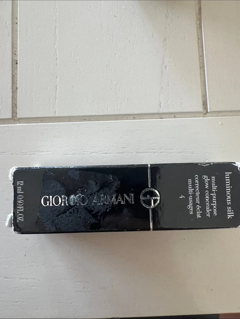 Giorgio Armani Luminous Silk Multi-Purpose Glow Concealer- shade 4